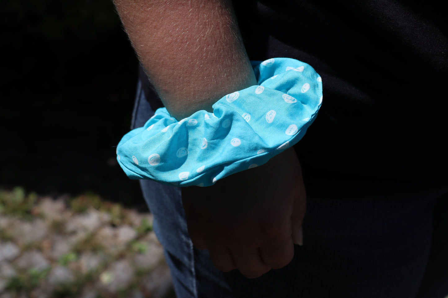 Scrunchie Punkte auf Türkis